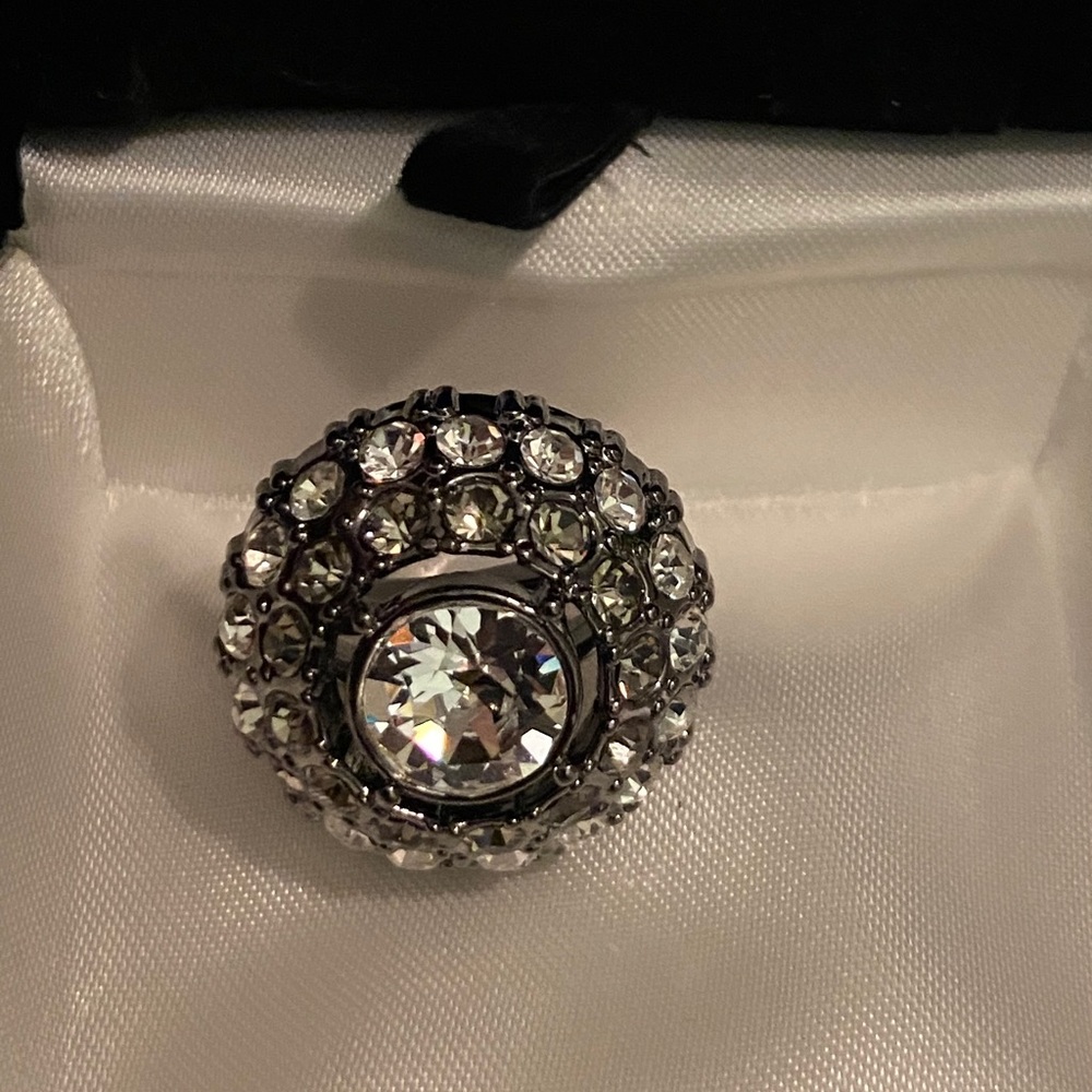 Premier designs jazz ring hematite plated size 6